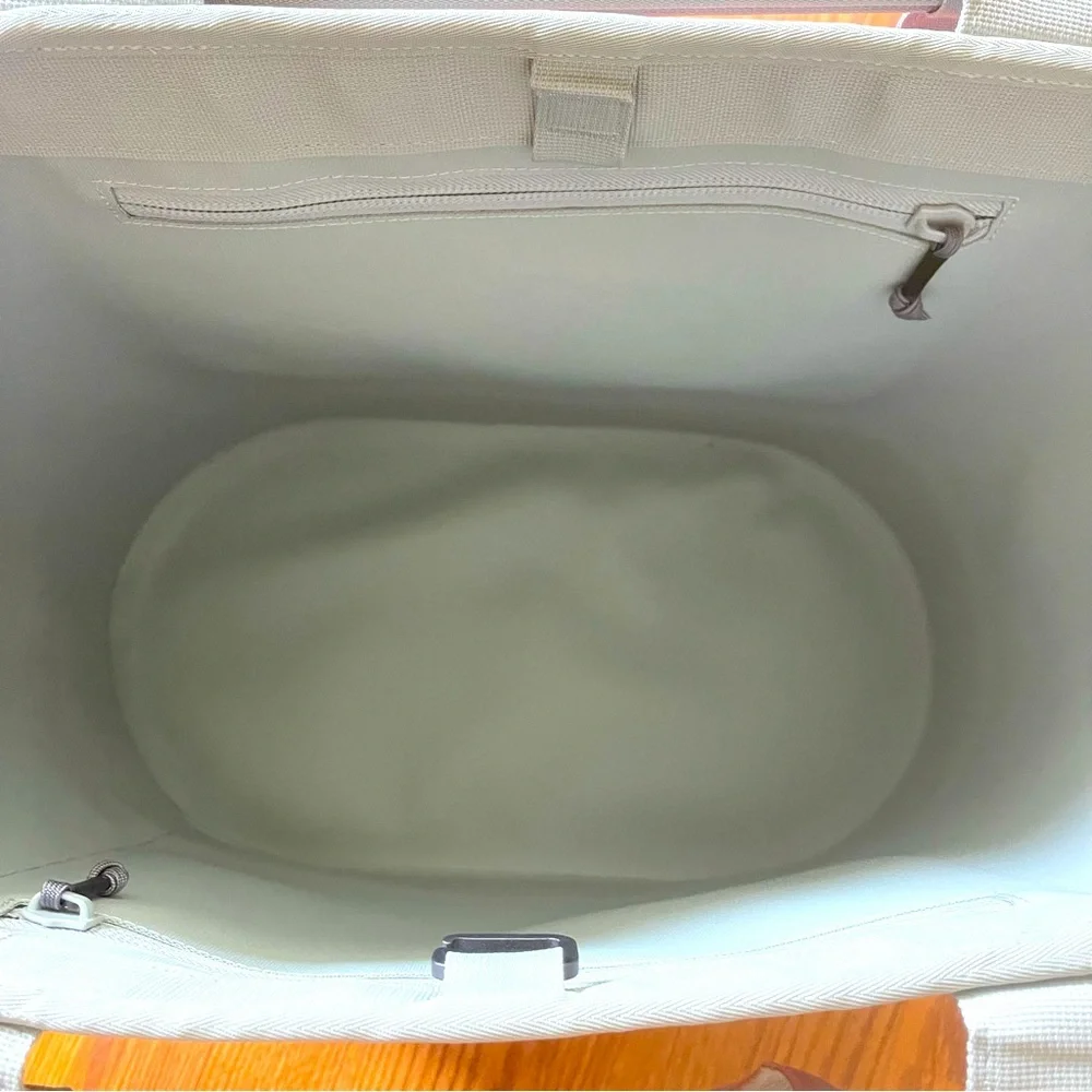 Yeti Bimini Pink and Gray Camino 35 Tote Bag - Picture 9 of 12